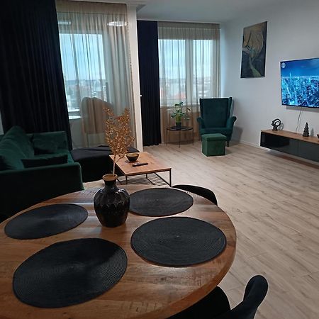 Downtown28 Apartment Poprad Exteriör bild